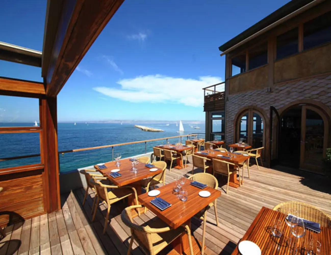 Peron Restaurant — photo 2