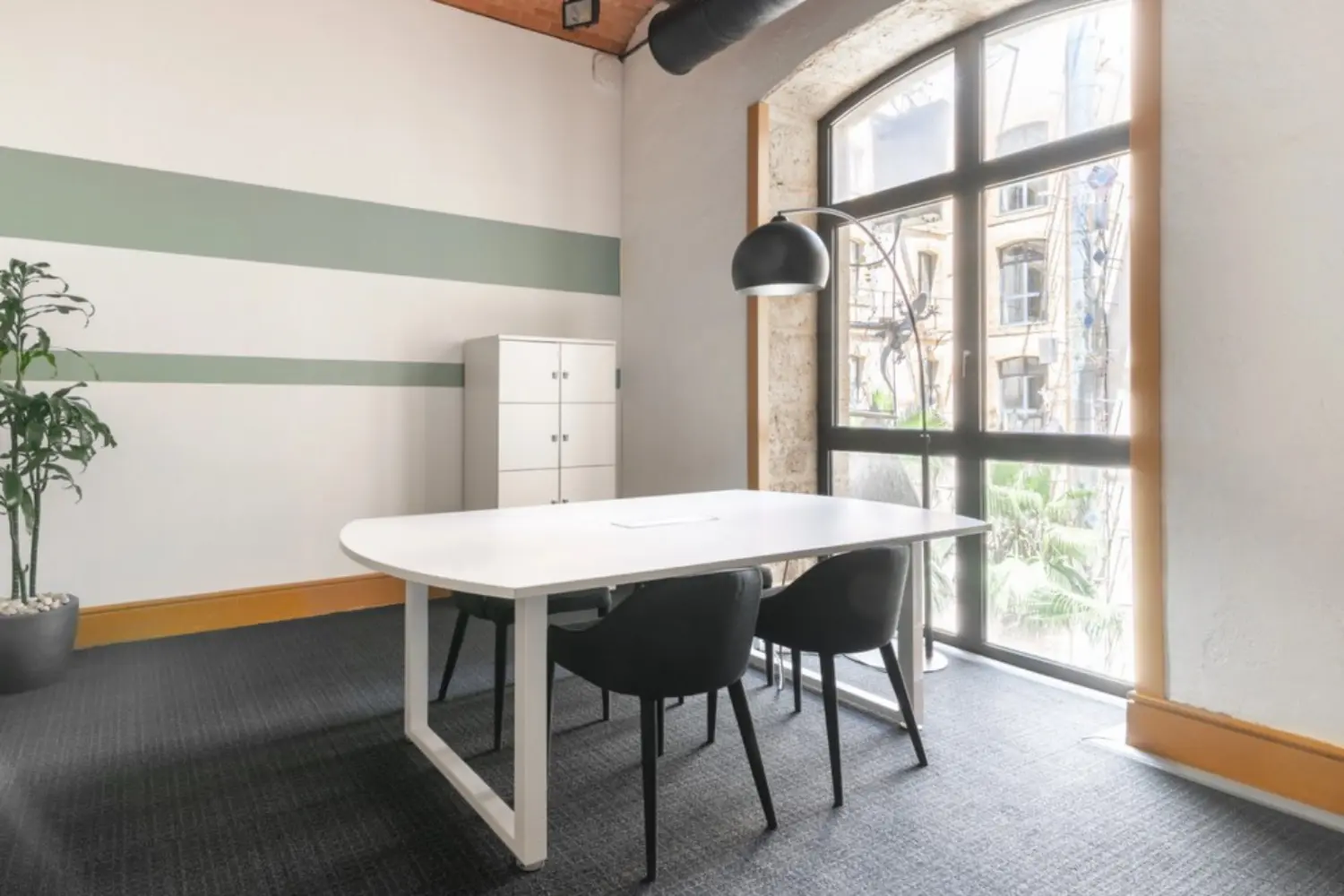 Regus - Marseille Les Docks — photo 2