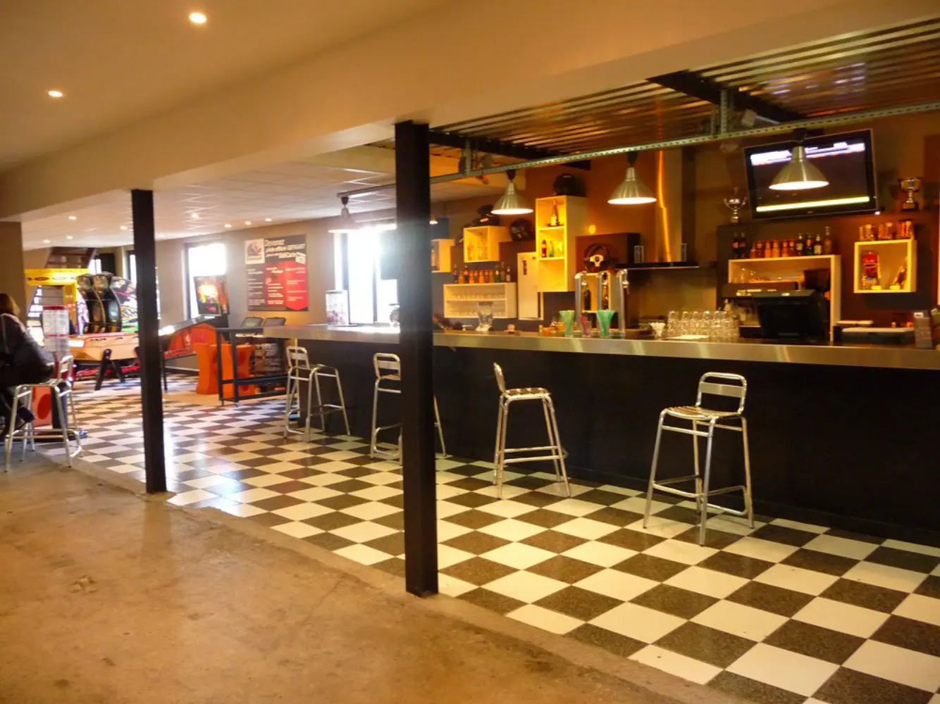 DefiKart - Karting Toulouse - Fast - Beer & Tapas — photo 3