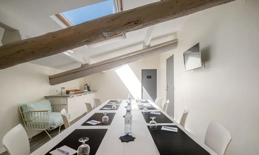Hôtel Seize