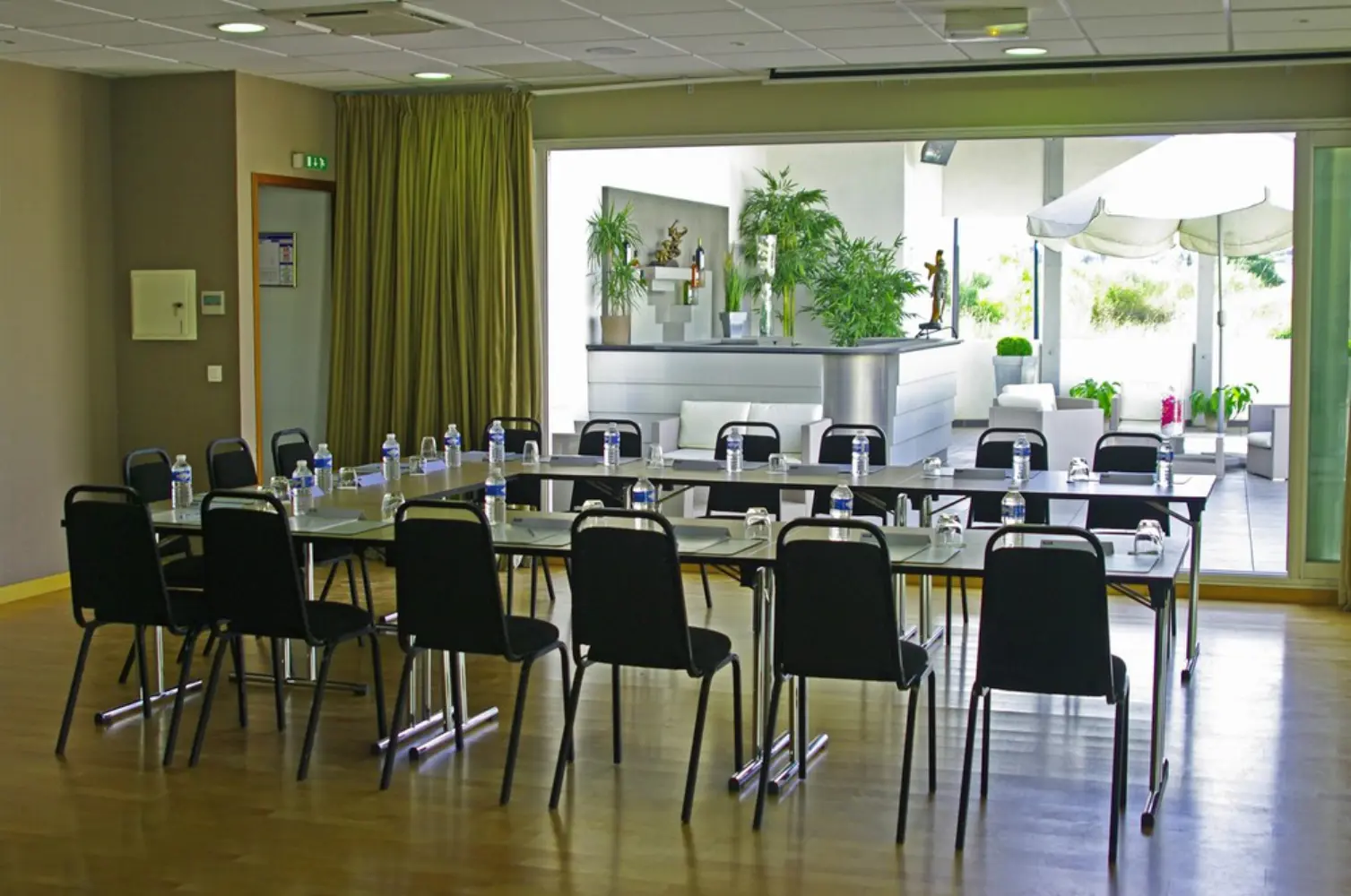 Hotel Campanile Montpellier Croix D'argent — photo 3