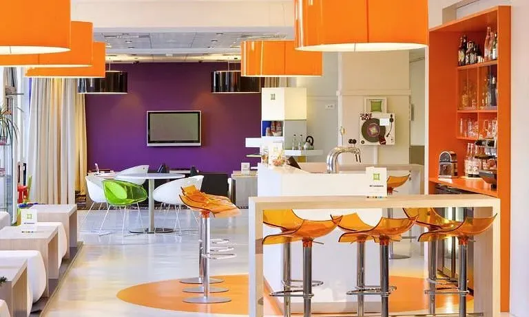 ibis Styles Lille Centre Gare Beffroi — photo 4