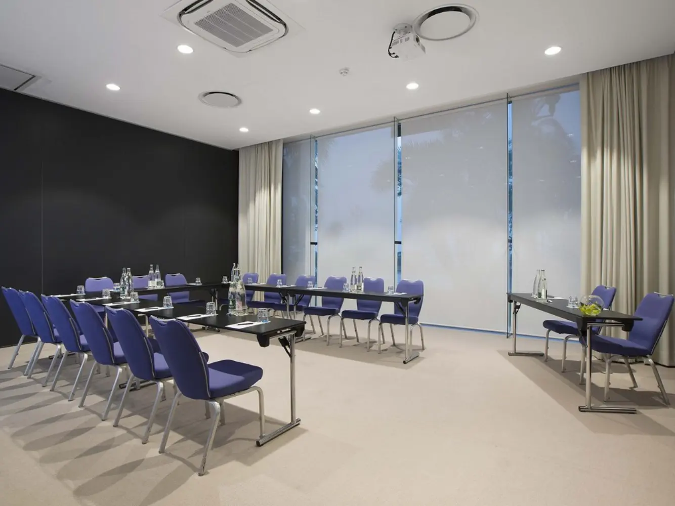 Radisson Blu Hotel, Nice — photo 5
