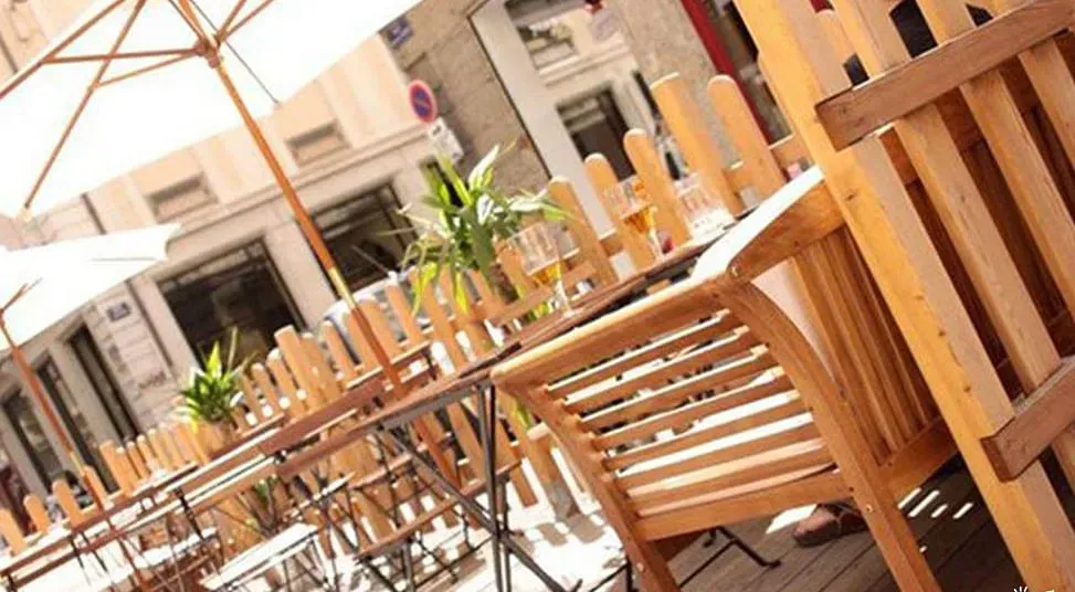 Café des Antiquaires — photo 2