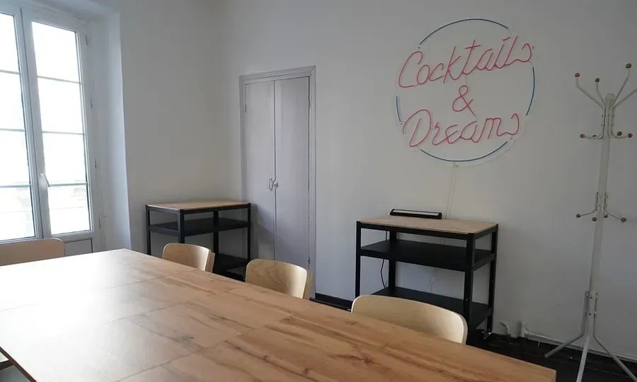 L'APPARTEMENT - Salle de réunion — photo 2