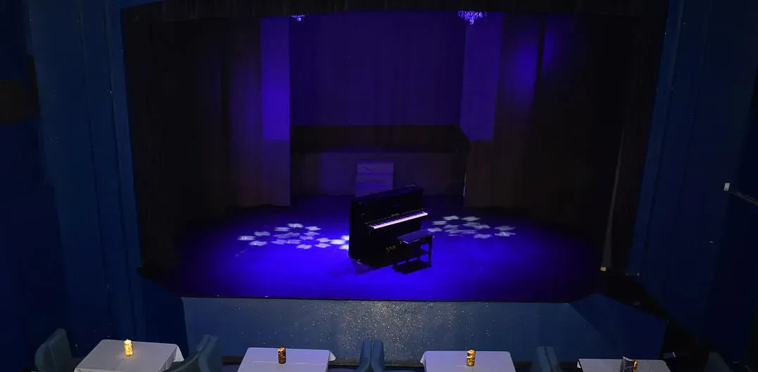 cabaret l'Étoile Bleue — photo 4