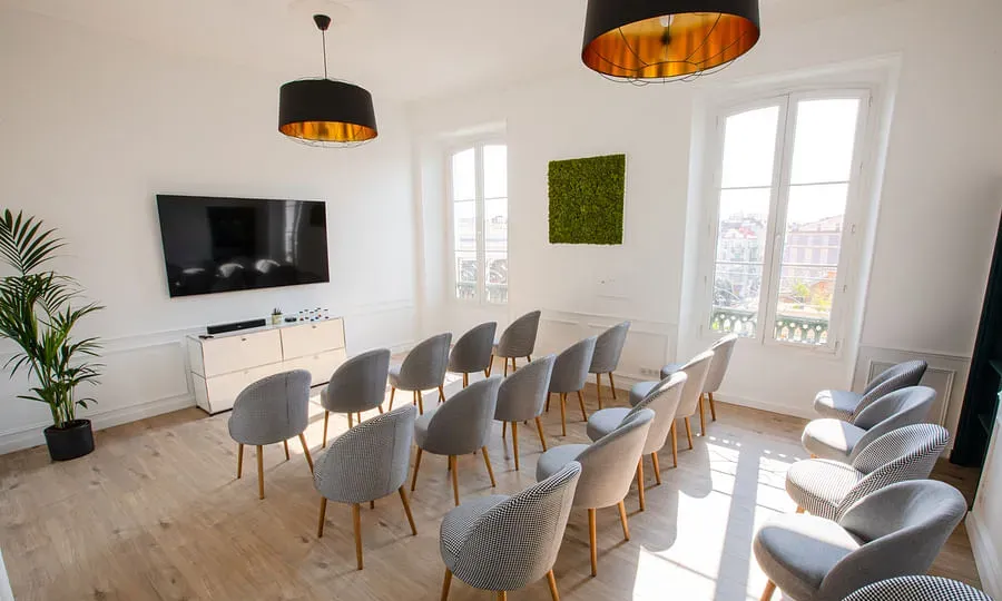 L'APPARTEMENT - Salle de réunion — photo 5